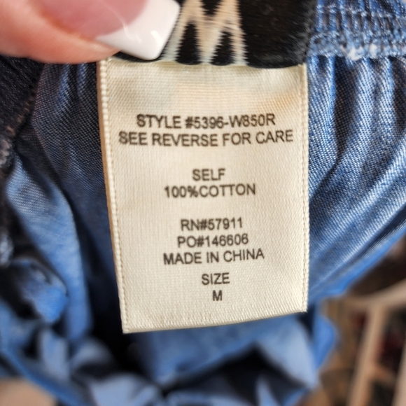 WRAPPER chambray blue belted cropped wideleg jumper, pockets. Size Medium - Picture 16 of 16